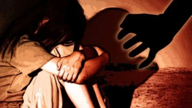 ​​​'15 दिन में निकाह है.किसी को पता नहीं चलेगा,' भाई ने सगी बहन के साथ किया गंदा काम, अम्मी-अब्बू ने कराया चुप फिर ऐसे खुला राज