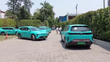 ओला-उबर की खटिया खड़ी कर देगी VinFast EV कैब! 8 रुपये प्रति KM हो सकता है किराया