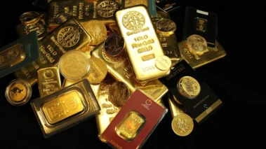 Gold, silver rates today: Comex gold tumbles $47/oz; silver drops $1.5 amid firm dollar, inflation fears