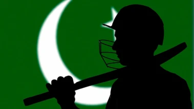 Haroon Rasheed blames administration for Pakistan's decline, hails India's rise