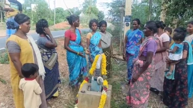 బోరుబావికి 'అంత్యక్రియలు'..వైరల్ వీడియో
