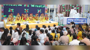 Children Spread the Light of Spiritual Awareness at Bal Samagam; New Generation Being Nurtured with Values Through Satguru's Teachings