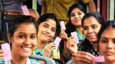 எந்தெந்த மாநிலங்களில் பெண்கள் பேருந்துகளில் இலவசமாக பயணம் செய்யலாம்? தனித்து நிற்கும் தமிழ்நாடு..