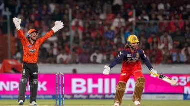 বেঙ্গালুরুকে ৫৫ রানে হারাল হায়দরাবাদ, পয়েন্ট সমান হলেও কামিন্সদের খেলতে হবে এলিমিনেটর