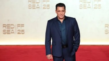 Salman Khan: হঠাৎ গায়েব হয় সলমনের ইনস্টা অ্যাকাউন্ট! ভক্তদের স্বস্তি দিয়ে ফিরেও আসে কিছুক্ষণে