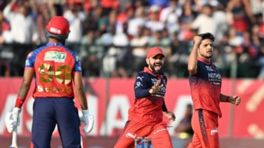 RCB ಆಲ್ ರೌಂಡ್ ಪ್ರದರ್ಶನಕ್ಕೆ ಪಂಜಾಬ್ ಧೂಳೀಪಟ ಪ್ಲೇಆಫ್‌ಗೆ ಲಗ್ಗೆ ಇಟ್ಟ RCB