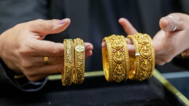 Kerala Gold Rate: സ്വര്‍ണം പിടിതരില്ല, പവന് 1.17 കടന്ന് കുതിപ്പ്; ഇന്നത്തെ നിരക്ക്