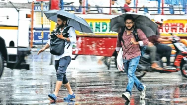 ছাতা নিয়ে রেডি থাকুন! শনিতে ভারী থেকে অতি ভারী বৃষ্টির সম্ভাবনা ৫ জেলায়: আবহাওয়ার খবর