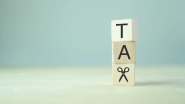 क्या आपको भरना चाहिए ITR-4? गलत फॉर्म चुना तो सीधे घर आएगा नोटिस, ये है पूरा प्रोसेस
