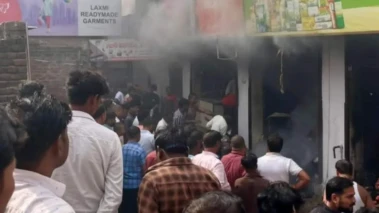 नदबई में शांति ऑयल मिल में भीषण आग, शॉर्ट सर्किट से मची अफरा-तफरी; लाखों के नुकसान की आशंका