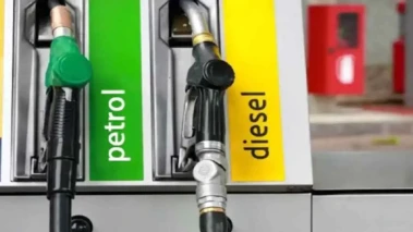 పెట్రోల్ ధరలు మరింత పెరిగే ఛాన్స్ - BPCL మాజీ డైరెక్టర్