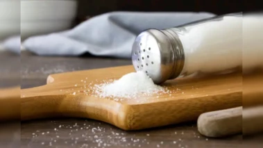 Vastu Tips: Why Salt Should Not Be Kept in Plastic Bottles
