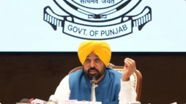 ਮੁੱਖ ਮੰਤਰੀ ਭਗਵੰਤ ਸਿੰਘ ਮਾਨ ਵੱਲੋਂ ਅਹਿਮ ਫੈਸਲਾ; ਅੱਤ ਦੀ ਗਰਮੀ ਤੋਂ ਲੋਕਾਂ ਨੂੰ ਬਚਾਉਣ ਲਈ ਸਰਕਾਰੀ ਦਫ਼ਤਰਾਂ, ਸਕੂਲਾਂ ਤੇ ਕਾਲਜਾਂ ਦਾ ਸਮਾਂ ਸਵੇਰੇ 7:30 ਵਜੇ ਕੀਤਾ