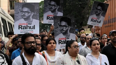 কর্মবিরতিতে স্তব্ধ টলিপাড়া, স্বাক্ষর হবে এসওপি