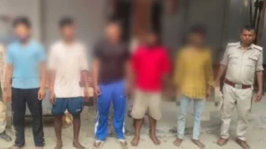 सीवान : पुलिस पर हमला और सरकारी वाहन क्षतिग्रस्त करने के मामले में पांच गिरफ्तार
