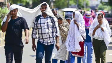 ऐसी गर्मी नहीं देखी होगी, यूपी में रेड अलर्ट जारी, दिल्ली से हिमाचल तक कहर
