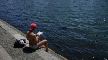 Record May Heat Wave Hits Europe Amid Amateur Sports Event Fatalities