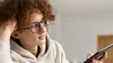 Spending Too Much Time on Screens? Follow These Healthy Habits to Reduce Eye Strain