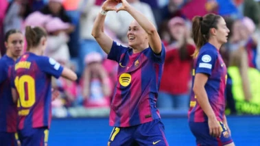 Barcelona Dominates OL Lyon in Women's Champions League Final