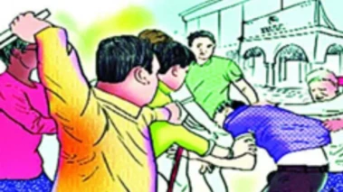 Miraj Crime | दारूच्या बाटलीवरून 'बार'मध्ये रक्तरंजित थरार! किरकोळ वादातून एकाचे नाकाचे हाड फोडले, सांगलीतील घटना