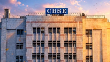 CBSE 12वीं रिजल्ट में गड़बड़ी! धुंधली कॉपियों को लेकर छात्रों ने मांगे 'ग्रेस मार्क्स'