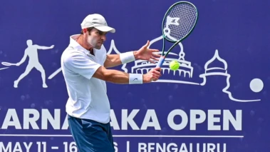 SM Krishna Memorial Tennis: Alastair Gray outlasts Mukund Sasikumar to enter semis