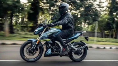 Bajaj Pulsar | స్పోర్టీ లుక్.. ప్రీమియం ఫీచర్లతో కొత్త బజాజ్ పల్సర్ N160 లాంచ్.. ధర ఎంతంటే..!
