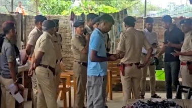 दरभंगा के चंदनपट्टी में सनकी पति ने पत्नी और तीन मासूम बच्चों की हत्या की, इलाके में सनसनी