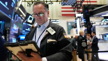 Oil Prices Drop as U.S. Stock Futures Surge Following U.S.-Iran Ceasefire Agreement