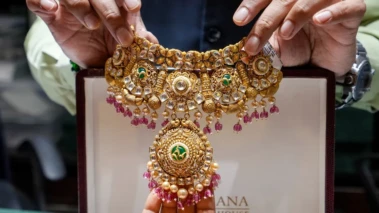 Second Straight Fall In Gold Rate Today: 24K, 22k, 18k Gold Plunges In Bangalore, Hyderabad, Chennai On May 27