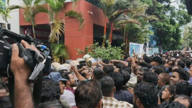 CRPF personnel attacked after raids at Pinarayi Vijayan's house