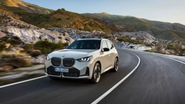 5 luxury SUVs I would buy for their seriously well-equipped base variants