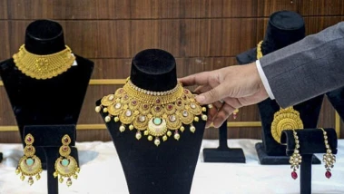 Duty hike spells decadal-low volume for gold jewellery retailers: Crisil