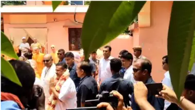 মায়াপুর ইসকনে গো মাতার পূজা করতে এলেন মুখ্যমন্ত্রী।