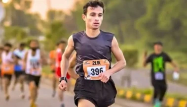 Pakistani athlete Masood Khan sets world record after 800km non-stop run