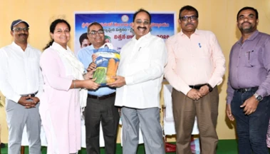 రైతులకు వ్యవసాయ విశ్వవిద్యాలయం నుంచి ఆధునిక టెక్నాలజీ