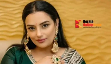 'AMMA ഓഫീസില്‍ നടക്കുന്നതൊന്നും അറിയുന്നില്ല, ജനറല്‍ സെക്രട്ടറി കാര്യങ്ങള്‍ കൃത്യമായി പറയാറില്ല , കമ്മ്യൂണിക്കേഷന്‍ ഗ്യാപ്പുണ്ട്'; ശ്വേതാ മേനോൻ
