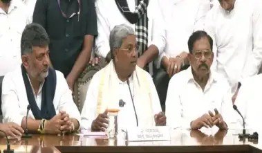 कर्नाटक सीएम सिद्धारमैया ने सौंपा इस्तीफा, कहा-नई सरकार को मेरा पूरा समर्थन, आलाकमान ने जो कहा वो किया