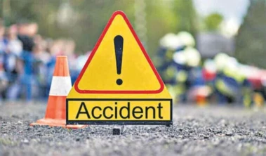 Four labourers killed, six injured as truck overturns near international border in Tripura