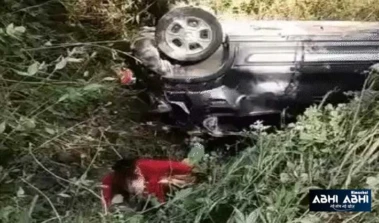 सोलन के कंडाघाट में खाई में गिरी कार, युवती की मौ#त, 4 घायल