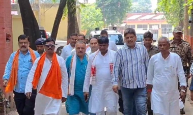 Dhanbad News : आजसू नेत्री रजनी रवानी को हत्या के झूठे केस में फंसाया गया- ढुल्लू महतो