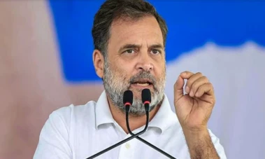 डीजल-पेट्रोल के दाम बढ़ने पर राहुल गांधी ने PM मोदी पर साधा निशाना, कहा-डीज़ल के दाम किश्तों में बढ़ाते हैं-ताकि चुपके-चुपके आपकी जेब कटती रहे