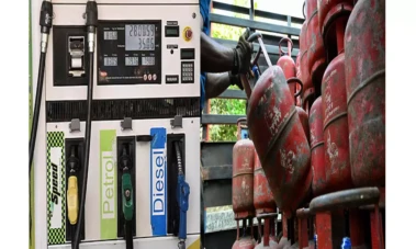Maharashtra Records 20% Surge In Fuel Consumption, Minister Urges Calm