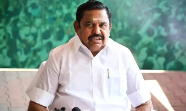 "எடப்பாடி வீட்டில் அடுத்தடுத்து லாக் ஆகும் எம்.எல்.ஏக்கள்"  அதிமுக-வுக்குள் திடீரென ஓங்குகிறதா இ.பி.எஸ் கை..?