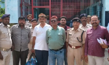 Prime Accused in PMJ Jewellery Heist Brought to Karimnagar