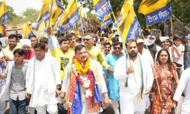 मेरठ से गाजियाबाद तक उमड़ा जनसैलाब, संजय सिंह की पदयात्रा ने राजनीति में फूंकी बदलाव की नई हवा