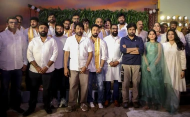 'టైటిల్ నేనే లీక్ చేస్తానేమో'.. చిరు158 షూటింగ్ స్టార్ట్