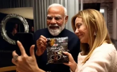 টফি বানায় এক কোম্পানি, নাম বিভ্রাটে হুড়মুড়িয়ে বাড়ল অন্যের শেয়ার! 'মেলোডি' ভাইরাল হতেই অবাক কাণ্ড