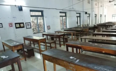 പത്താം ക്ലാസ് പാസാകുന്ന നമ്മുടെ കുട്ടികള്‍ എവിടെ പോകുന്നു? പ്ലസ് വണ്ണില്‍ കഴിഞ്ഞ വര്‍ഷം ഒഴിഞ്ഞു കിടന്നത് 52,000ത്തിലേറെ സീറ്റുകള്‍