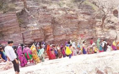 Barsana Temple : बरसानाची परिक्रमा